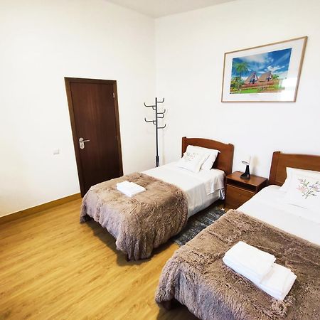 Gateone Al Airport View House Villa Machico  Bagian luar foto