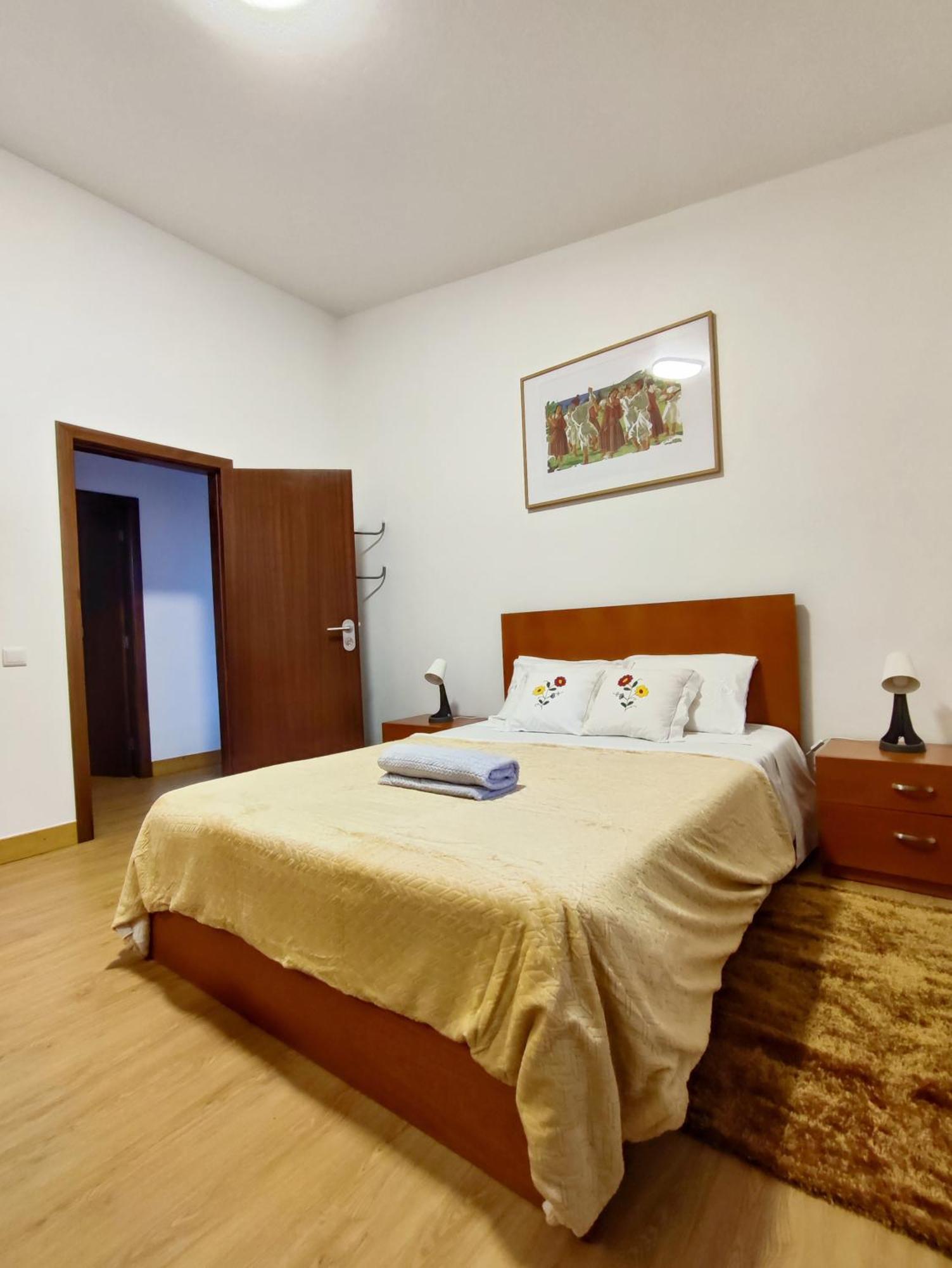 Gateone Al Airport View House Villa Machico  Bagian luar foto