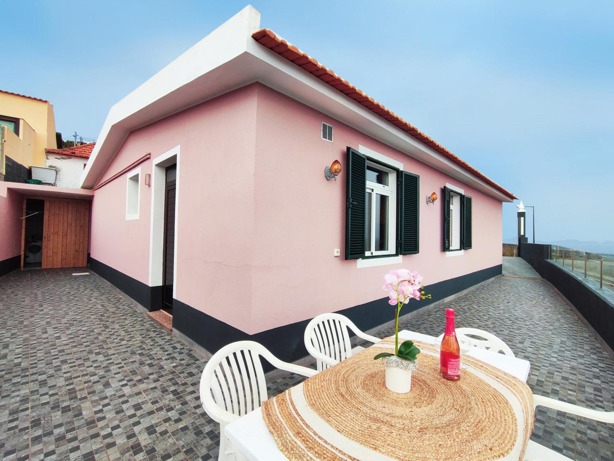 Gateone Al Airport View House Villa Machico  Bagian luar foto